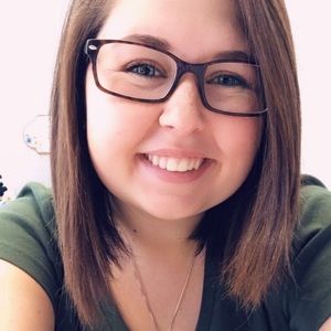 Meet your Posher, Mackenzie